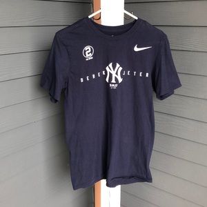 Derek Jeter Nike Shirt